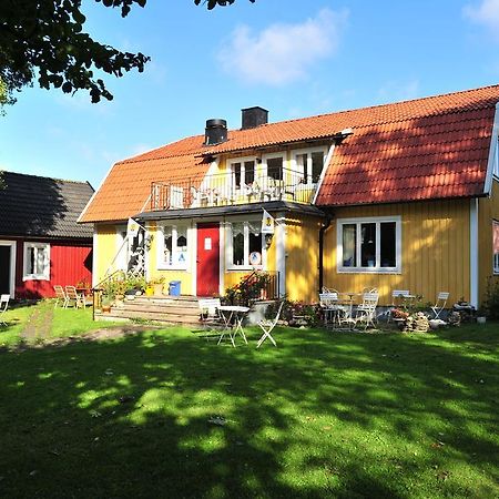 Stf Hagaby/Lantgarden Hostel Löttorp Exterior foto