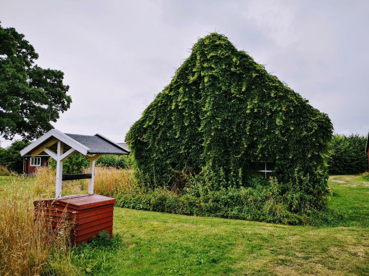 Stf Hagaby/Lantgarden Hostel Löttorp Exterior foto